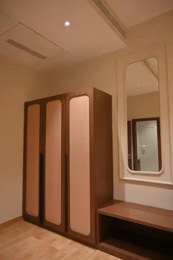 Room 4, Hotel Phantom, Ganganagar