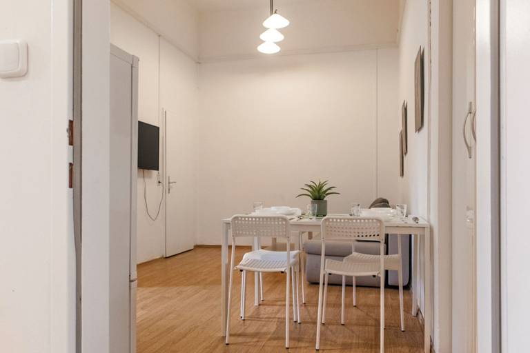 Living room, Urban Haven 1BR With 1LR Downtown, Wien