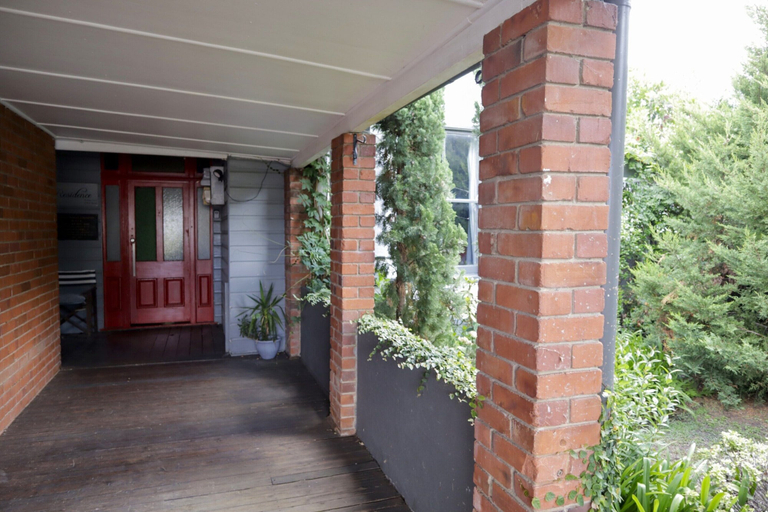 Reception 2, Towncottage Tenterfield Stay With Scenic Views, Tenterfield