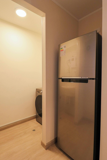 Room 3, w Engaging 2BR w Balcony in Miraflores, Lima