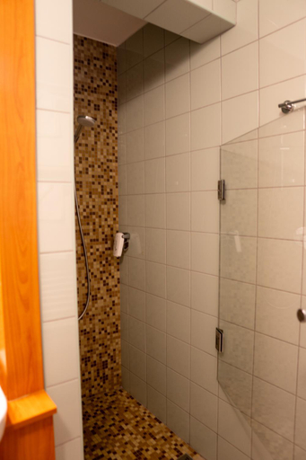 Bathroom 3, Hotel Club Tisza, Kecskemét