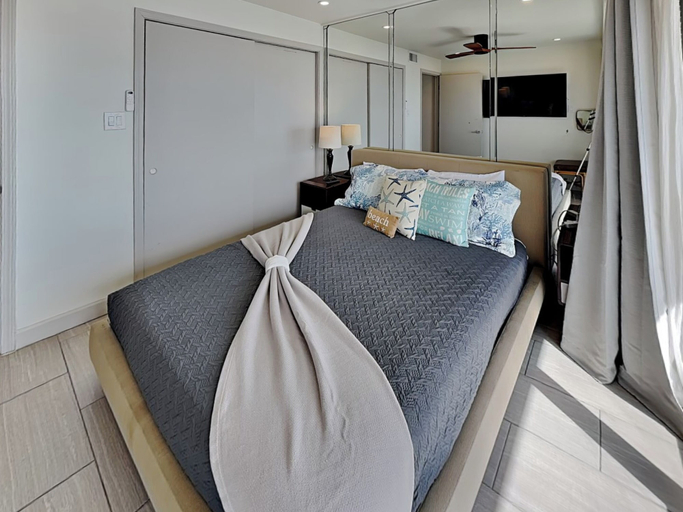 Property amenity 2, By the Sea Resort 507-oceanfront View, Galveston