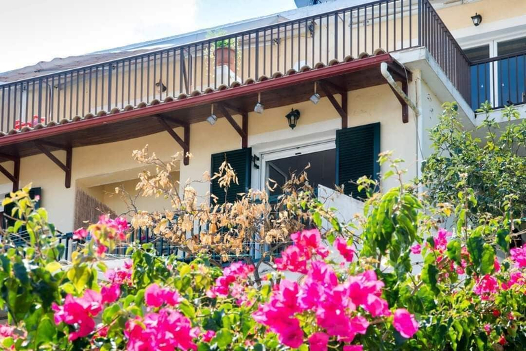 Room 3, Fenia s Studio - Charming Getaway in Gaios Paxos, Ionian Islands