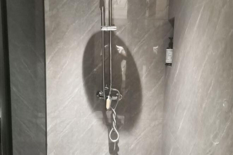 Bathroom 4, Yincheng Holiday Hotel, Chenzhou