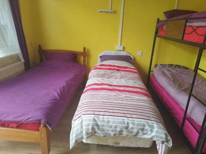 Room 3, Rossetti Lodge, Kent