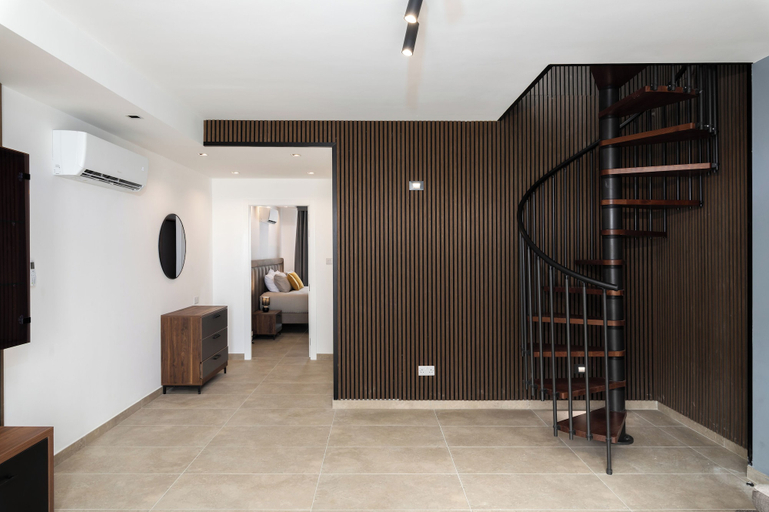 Interior 2, Big 2BD Duplex Penthouse & Large Terrace