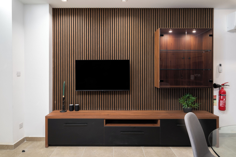 Interior 3, Modern 1BD Maisonette & Private BackYard