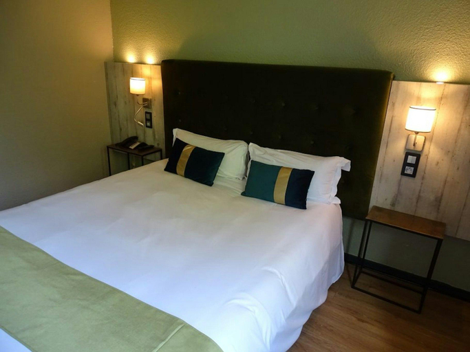 Bedroom 3, Euro Hotel Paris Creteil Metro, Val-de-Marne