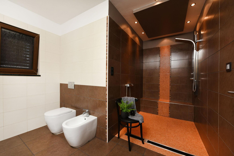 Bathroom 4, Villa Trabakul Zadarvillas, Ražanac