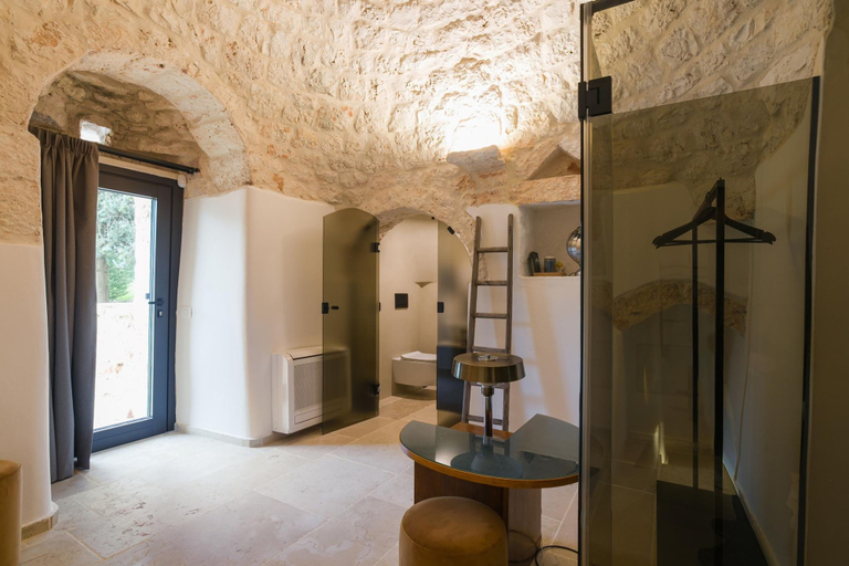 Room 2, Trullo Poggiostuni in Ostuni, Brindisi