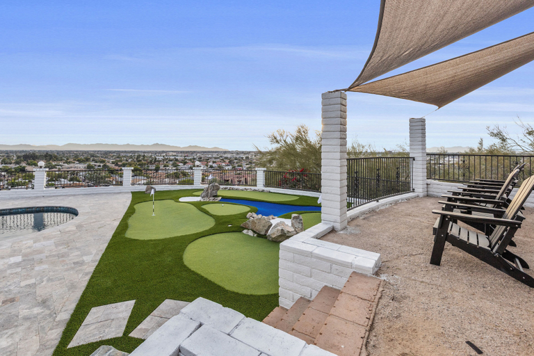 Property grounds, Built Into A Mtn - Heated Pool & Lounge, Maricopa