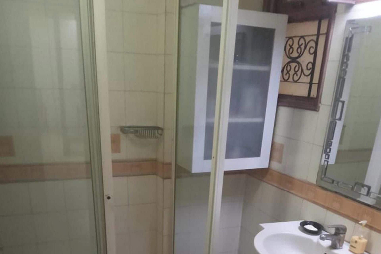 Others 5, 2 Bed Apartment Sleeps 4 With Parking New Delhi, Delhi