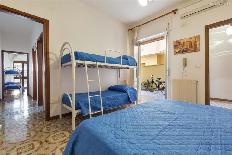 Room 2, 2251 Appartamento Sara, Lecce