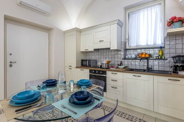 Private kitchen 4, YourHome - Maison Piccola Corte, Napoli