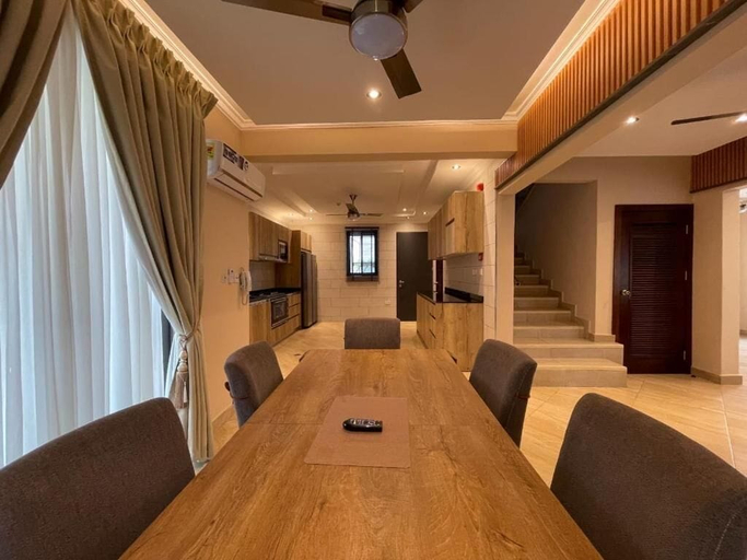 Dining, Falcons Perch Residences, Kumasi