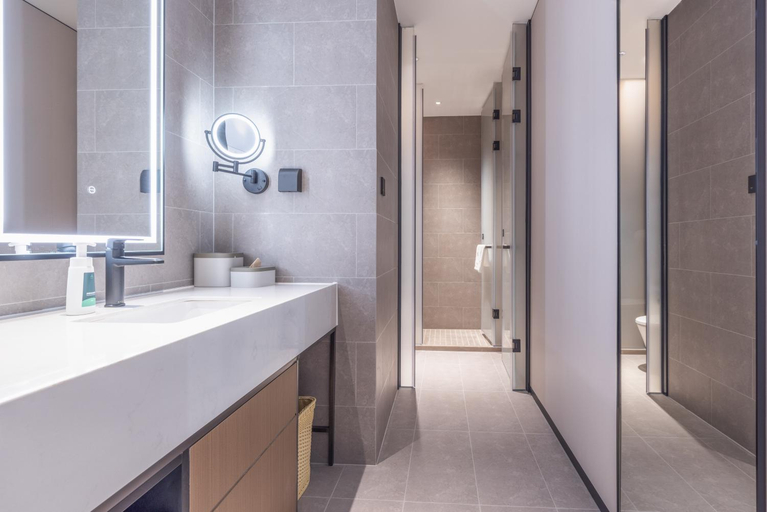 Bathroom 3, Atour Hotel Dongguan Xiping Xindi Center, Dongguan