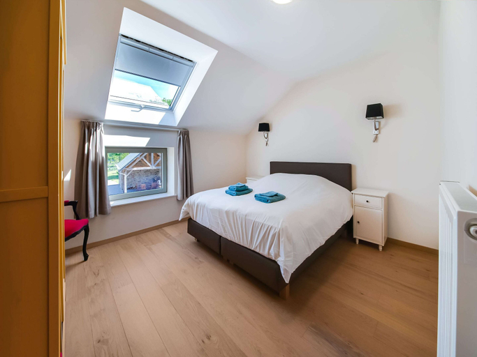 Room 5, Luxury Stay; La Croix Scaille, Namur