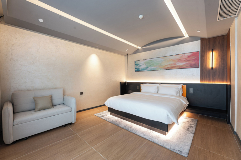 Room 4, aidiweiCjiudian, Zhuhai