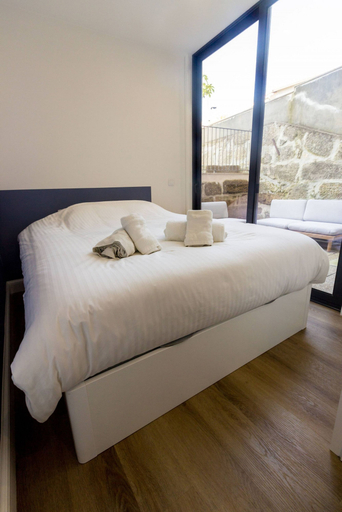Room 4, Guest H4U - Hero smo Terrace Ground Floor, Porto