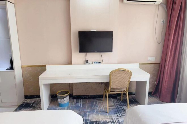 Bedroom, Hengdian Kaiman Hotel, Jinhua