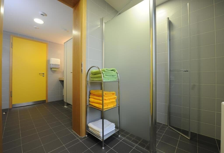 Bathroom 5, Bildungs-&Tagungshäuser Vierzehnheiligen, Lichtenfels