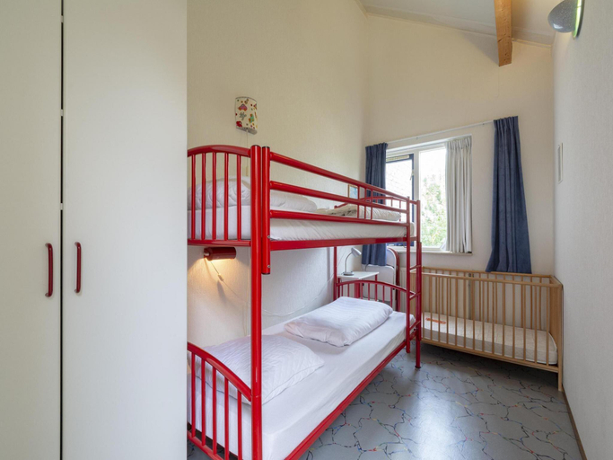 Bedroom 5, Villa in Julianadorp near Sandy Beach, Den Helder