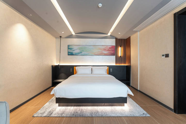 Room 5, aidiweiCjiudian, Zhuhai