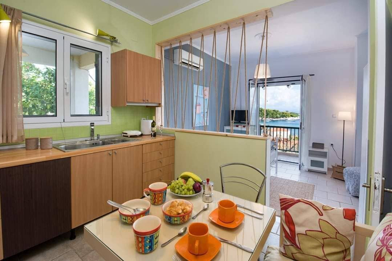 Room 2, Fenia s Studio - Charming Getaway in Gaios Paxos, Ionian Islands