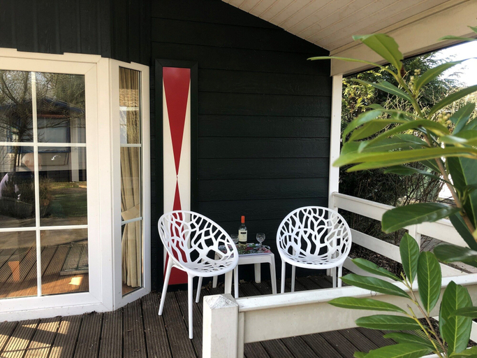 Others 5, Chalet in Voorthuizen With Indoor Pool, Barneveld