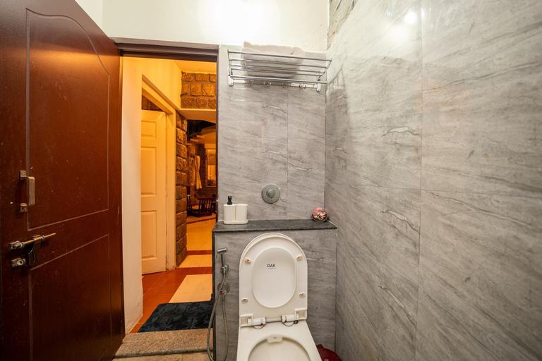 Bathroom 3, Stony Grove, Bangalore