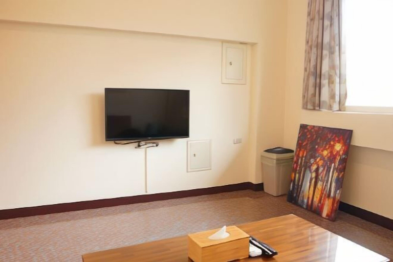 Others 5, Happiness YES Hostel, Yilan