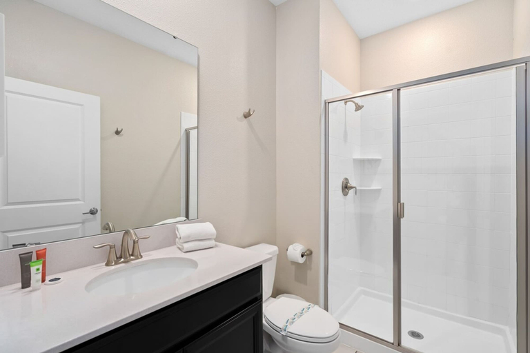 Room 2, Super Swank - Aesthetic Designs Amenities, Osceola
