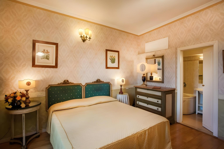 Bedroom 2, Hotel Hermitage, Florence