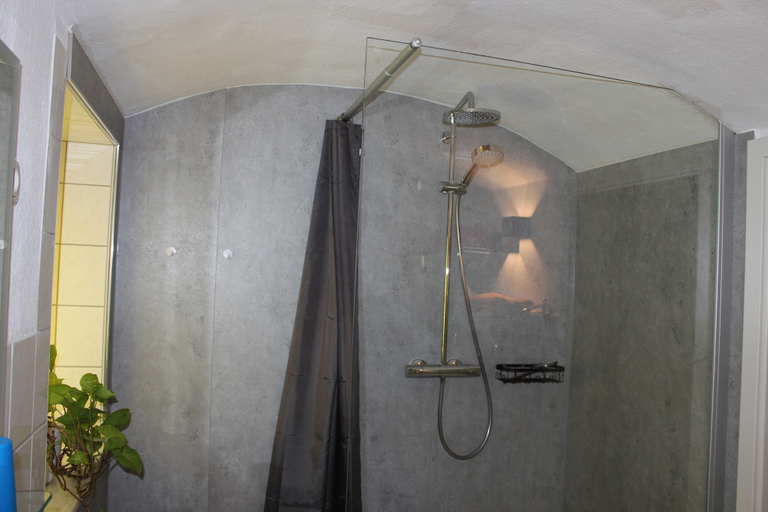 Bathroom 3, charmante Ferienwohnung in Struppen, Sächsische Schweiz-Osterzgebirge