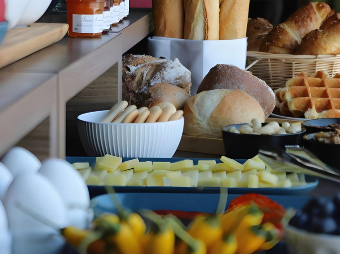 Food & Drinks 4, VISIONAPARTMENTS Glattbrugg, Zürich