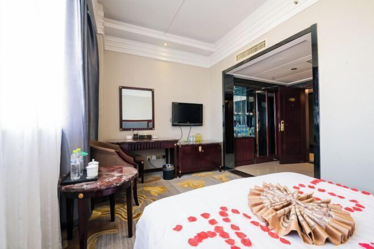 Bedroom 5, Hairun Hotel, Zaozhuang
