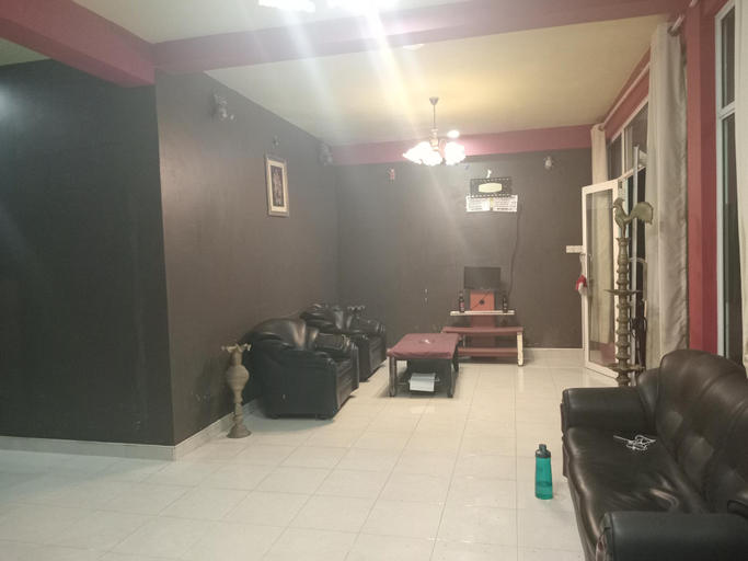 Public Area 2, River Garden Hotel Anuradhapura, N. Palatha Central