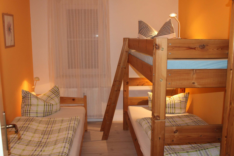 Bedroom 2, charmante Ferienwohnung in Struppen, Sächsische Schweiz-Osterzgebirge
