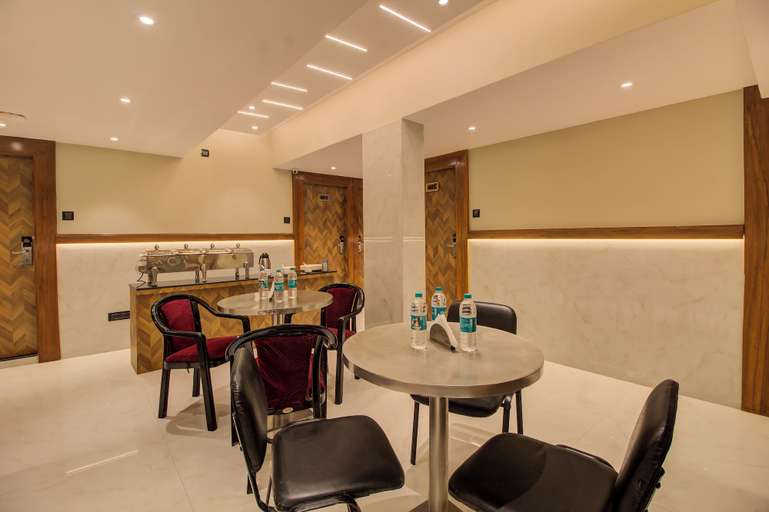 Food & Drinks 5, Hotel Malad Inn, Mumbai Suburban