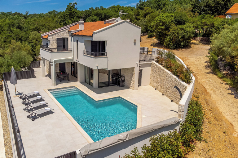 Sport & Beauty 5, Pool Villa Greta Krk, Vrbnik