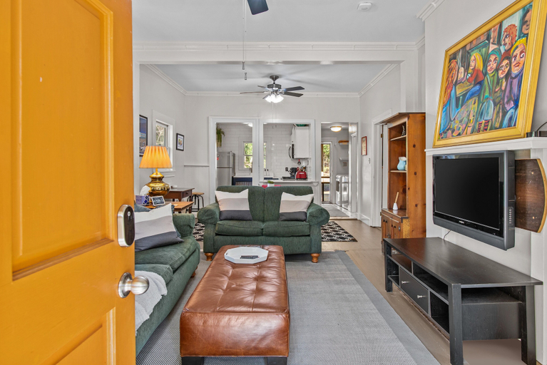 Living area, Lenoir Cottage, Clarke