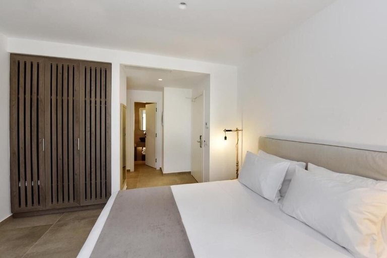 Bedroom 2, Anais Milos Suites, South Aegean