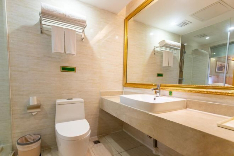 Bathroom 4, Vienna International Hotel Zhongshan Torch Zone, Zhongshan