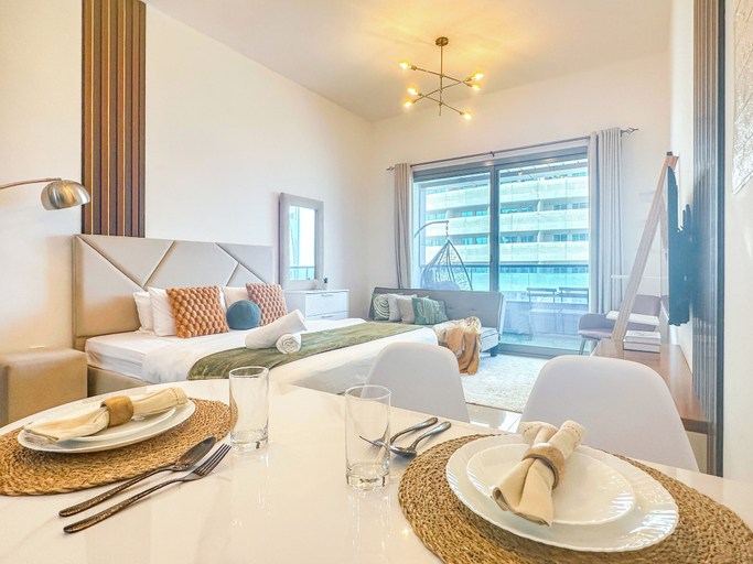Others 4, Cool Studio near to Metro & Beach, Dubai