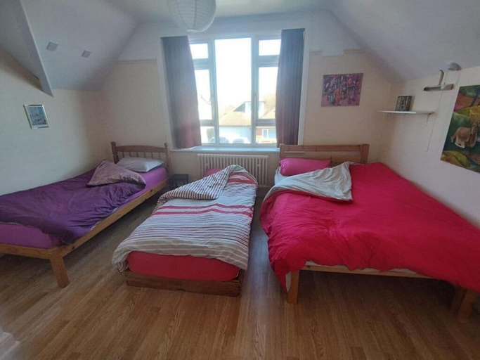 Room 2, Rossetti Lodge, Kent