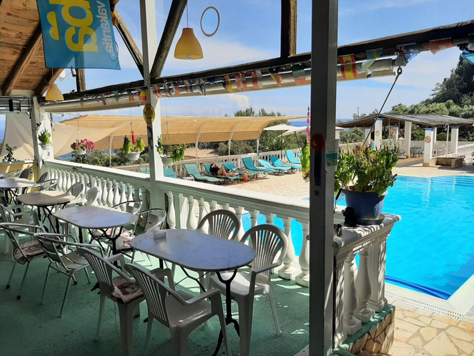 Pool 3, Appealing Apartment in Mpenitses With Balcony, Ionian Islands