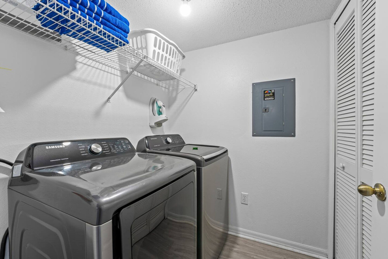 Room 5, Super YES - Many Amenities Relax GYM Courts, Osceola