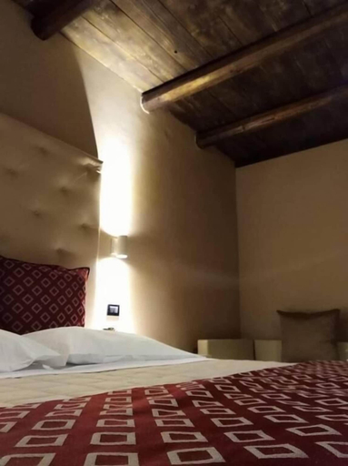 Others 2, HOTEL ARIMANNIA, Pescara