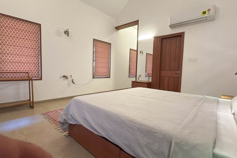 Room 3, Lahari by Hireavilla - Chic 4BR Beachfront Villa, Udupi