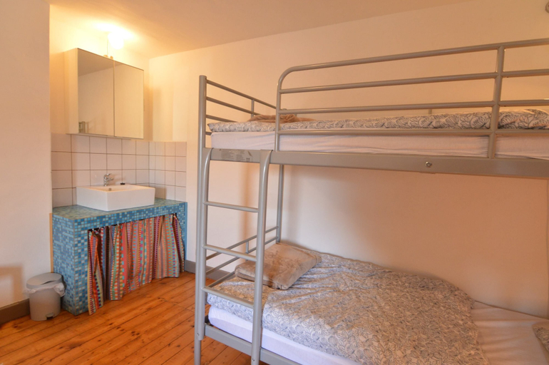 Bedroom 3, Holiday Home in Heppenbach With Garden, Liège